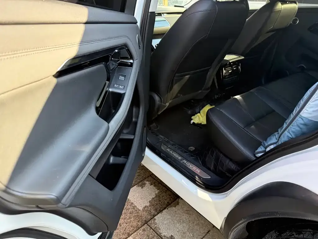 Land Rover Evoque — фото 6