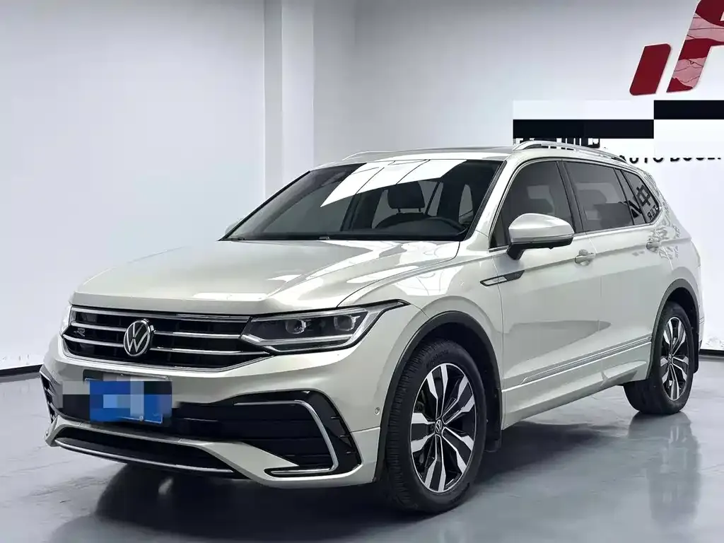 Volkswagen Tiguan L 2022 из CN, фото 1