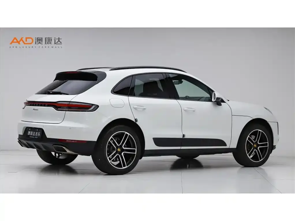 Porsche Macan — фото 7