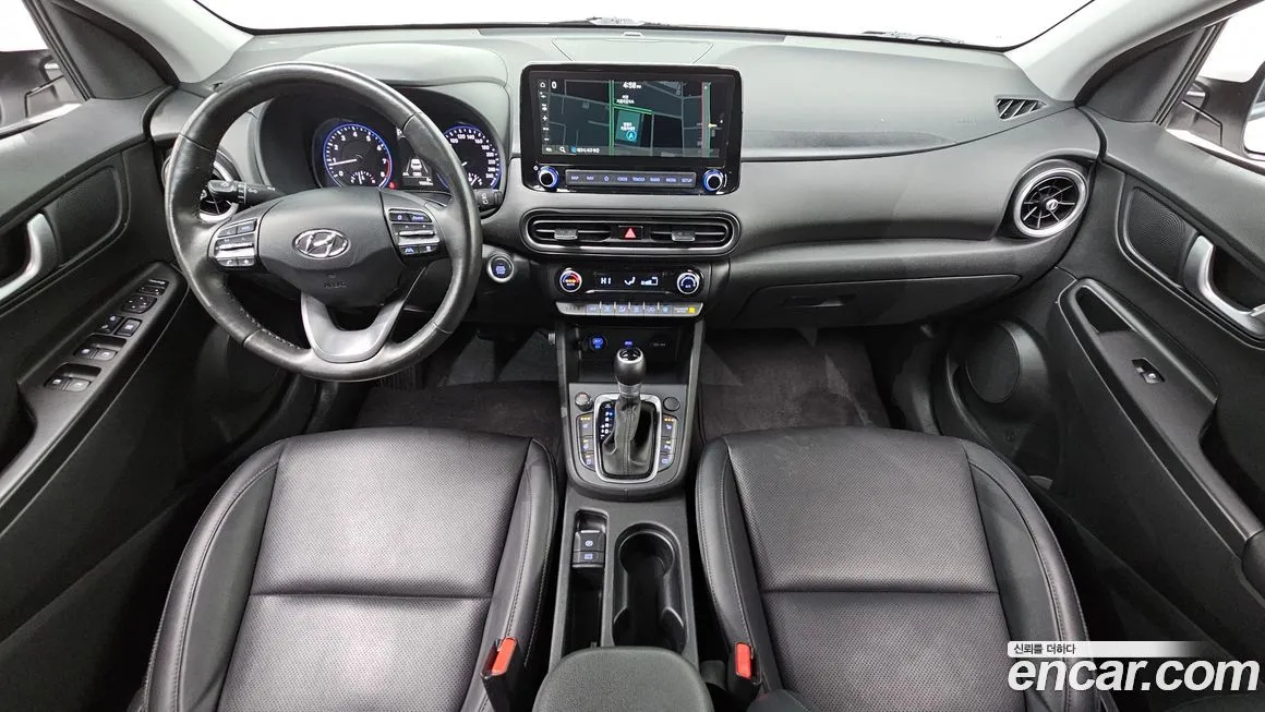 Hyundai Kona — фото 8