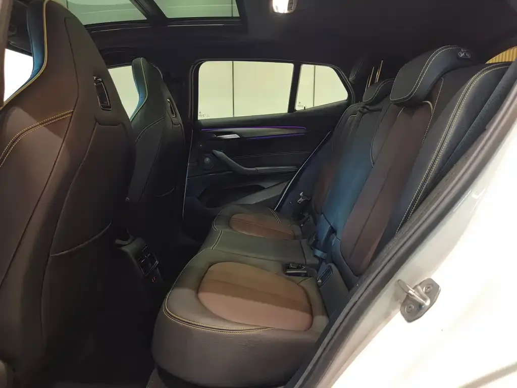 BMW X2 2024 из CN, фото 3