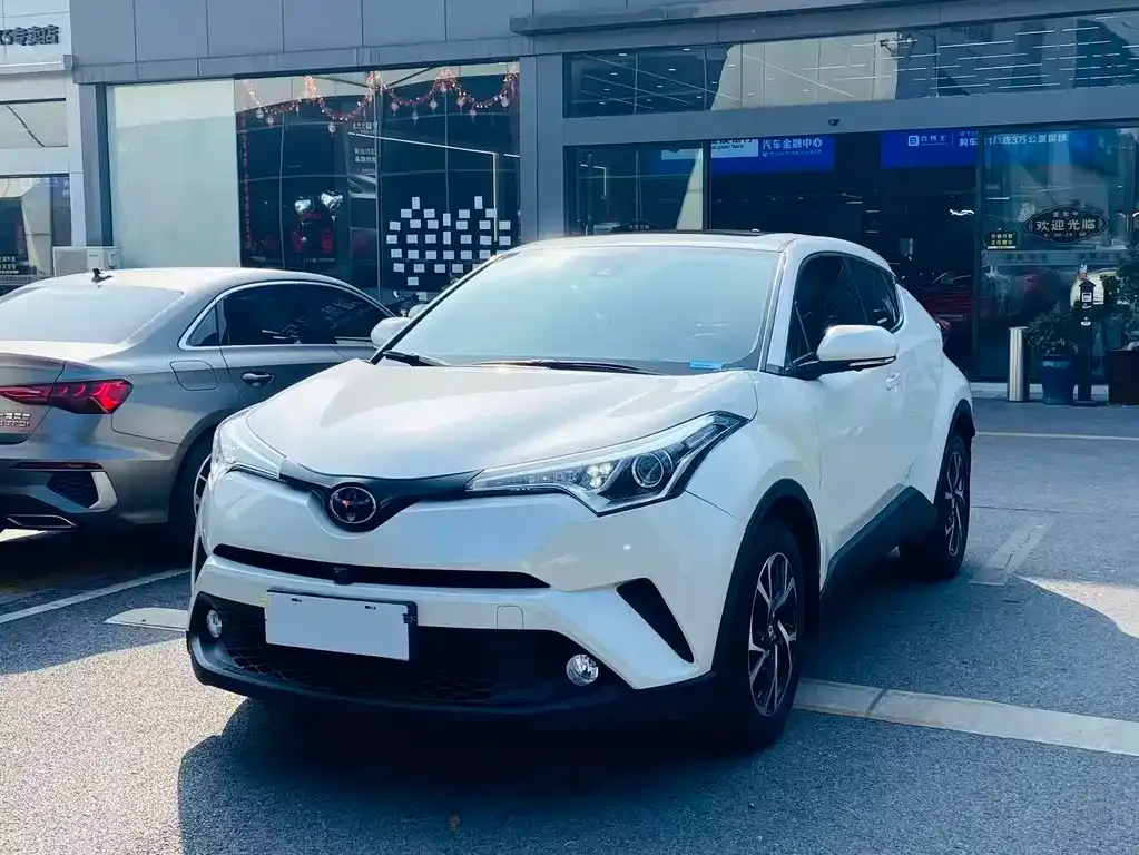 Toyota C-HR — фото 5