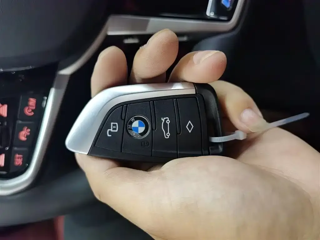 BMW 3 Series 2025 из CN, фото 5