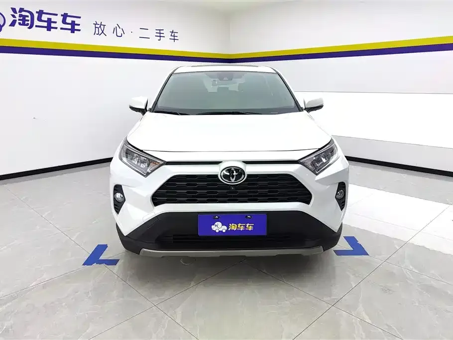 Toyota RAV4 2021 из CN, фото 2