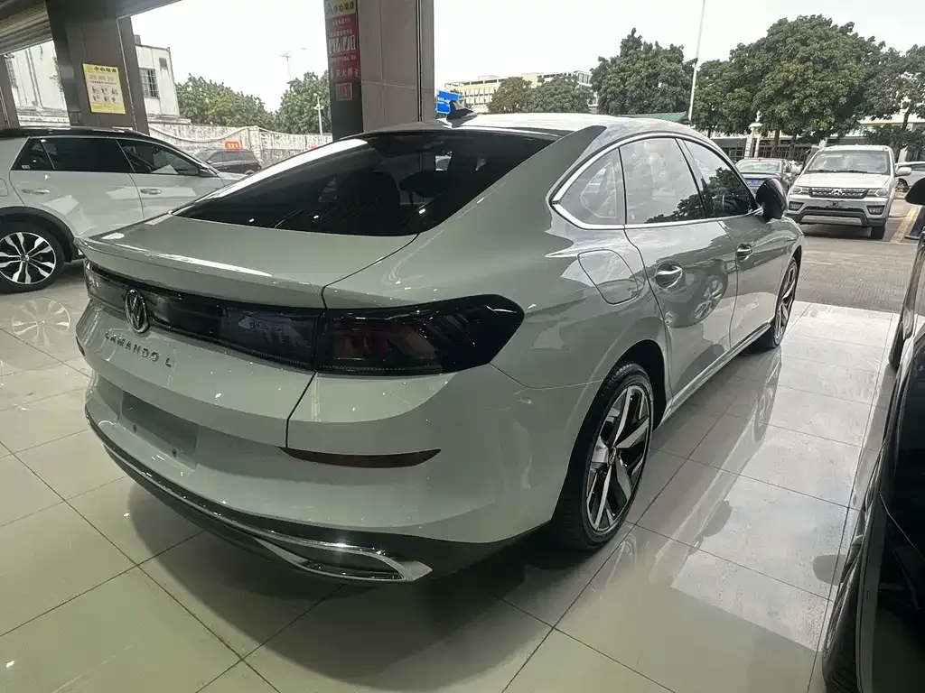 Volkswagen Lamando 2024 из CN, фото 9