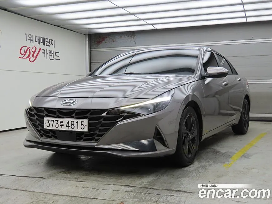 Hyundai AVANTE — фото 1