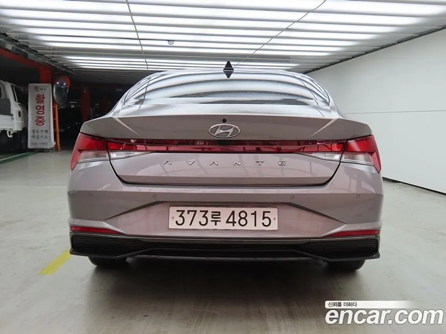 Hyundai AVANTE — фото 10