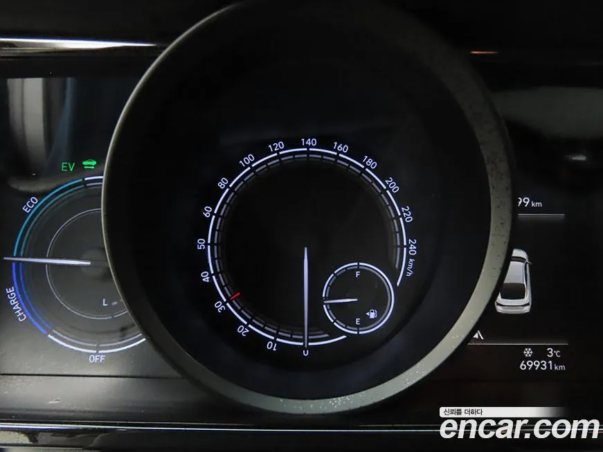 Hyundai AVANTE — фото 2