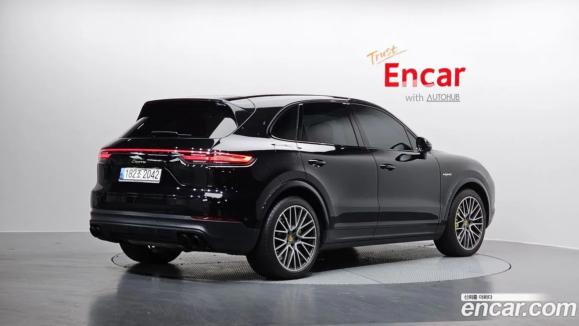 Porsche Cayenne 2021 из KR, фото 3