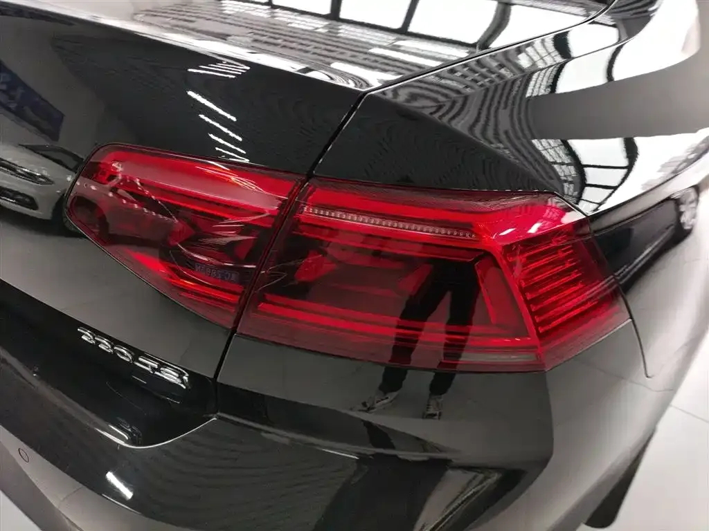 Volkswagen Magotan 2022 из CN, фото 10