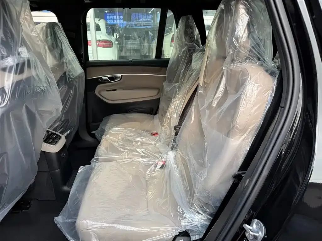 Volvo XC90 PHEV 2026 из CN, фото 7