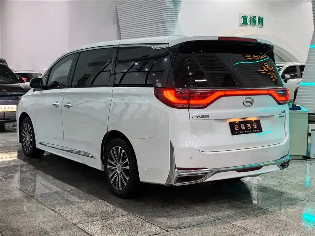 GAC Motor Trumpchi M8 — фото 6