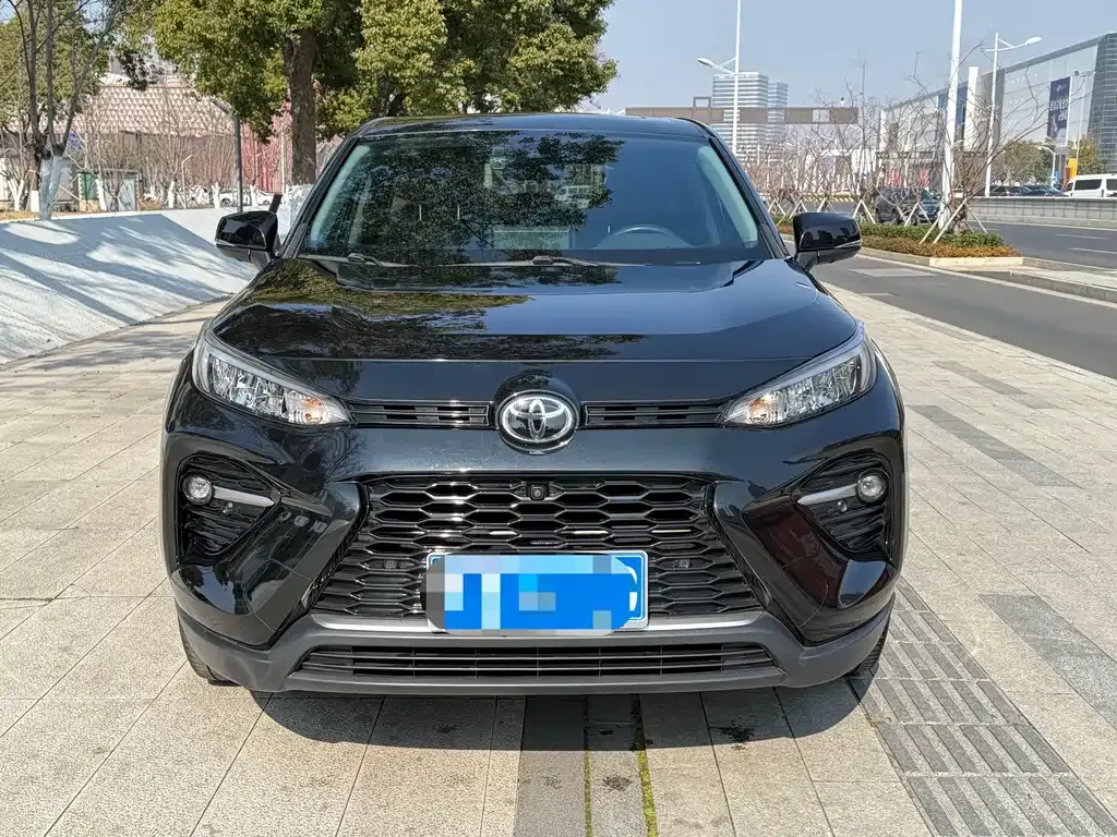Toyota Wildlander 2023 из CN, фото 1