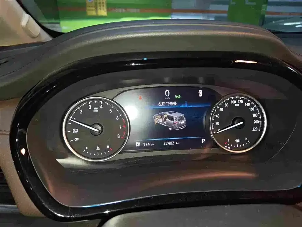 Buick GL8 2023 из CN, фото 6