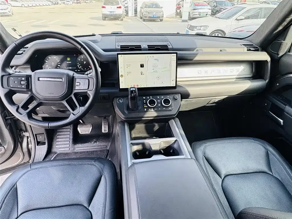 Land Rover Defender — фото 10