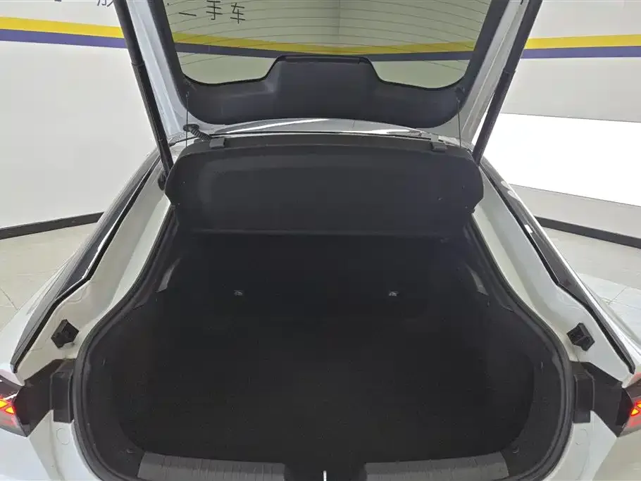 Changan UNI-V 2024 из CN, фото 9