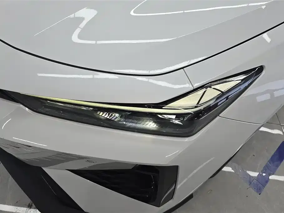 Changan UNI-V 2024 из CN, фото 4
