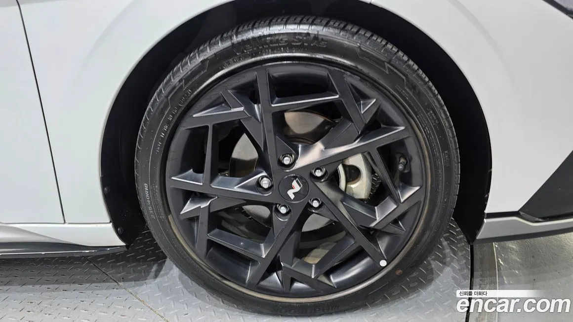 Hyundai AVANTE — фото 3