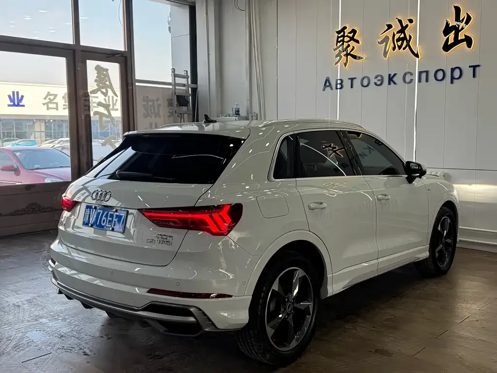 Audi Q3 2021 из CN, фото 7