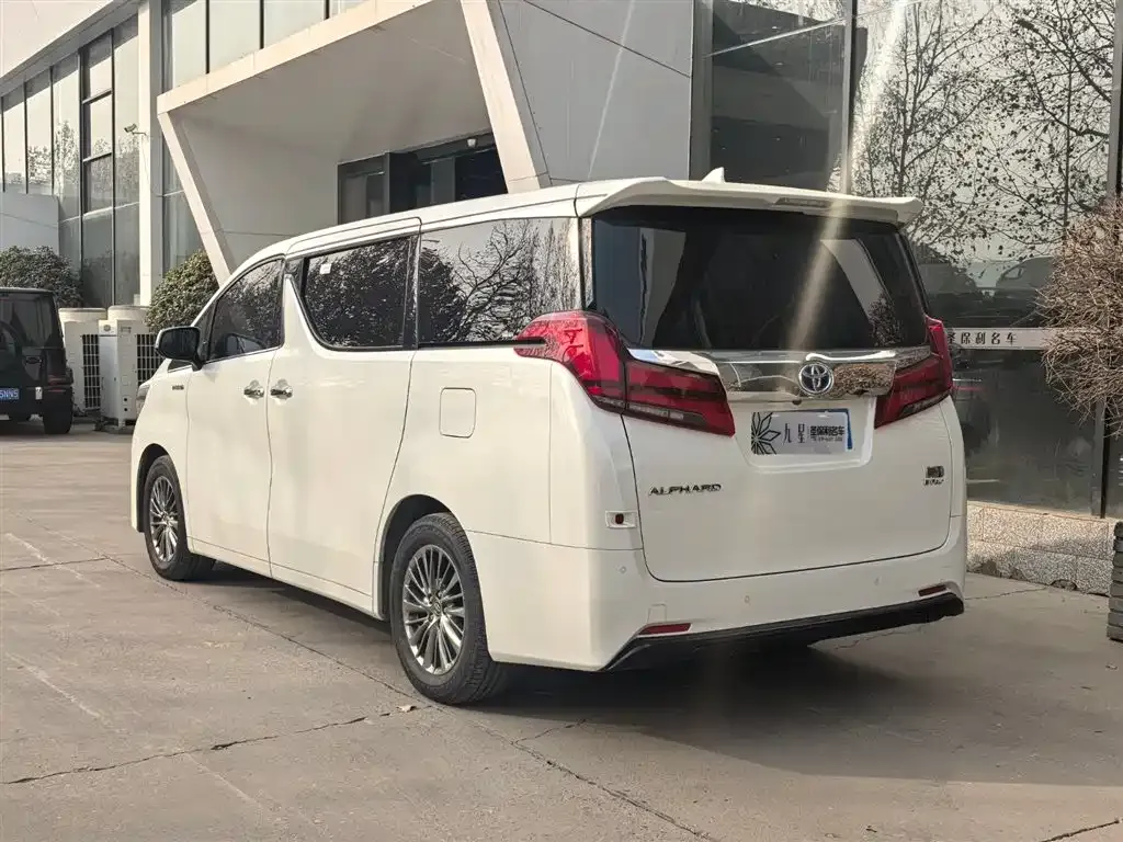Toyota Alphard 2021 из CN, фото 2