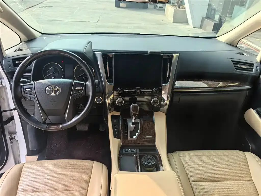 Toyota Alphard 2021 из CN, фото 3