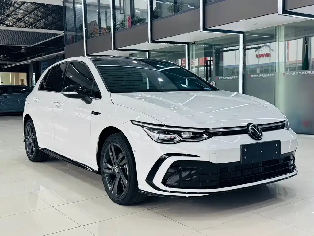 Volkswagen Golf — фото 6