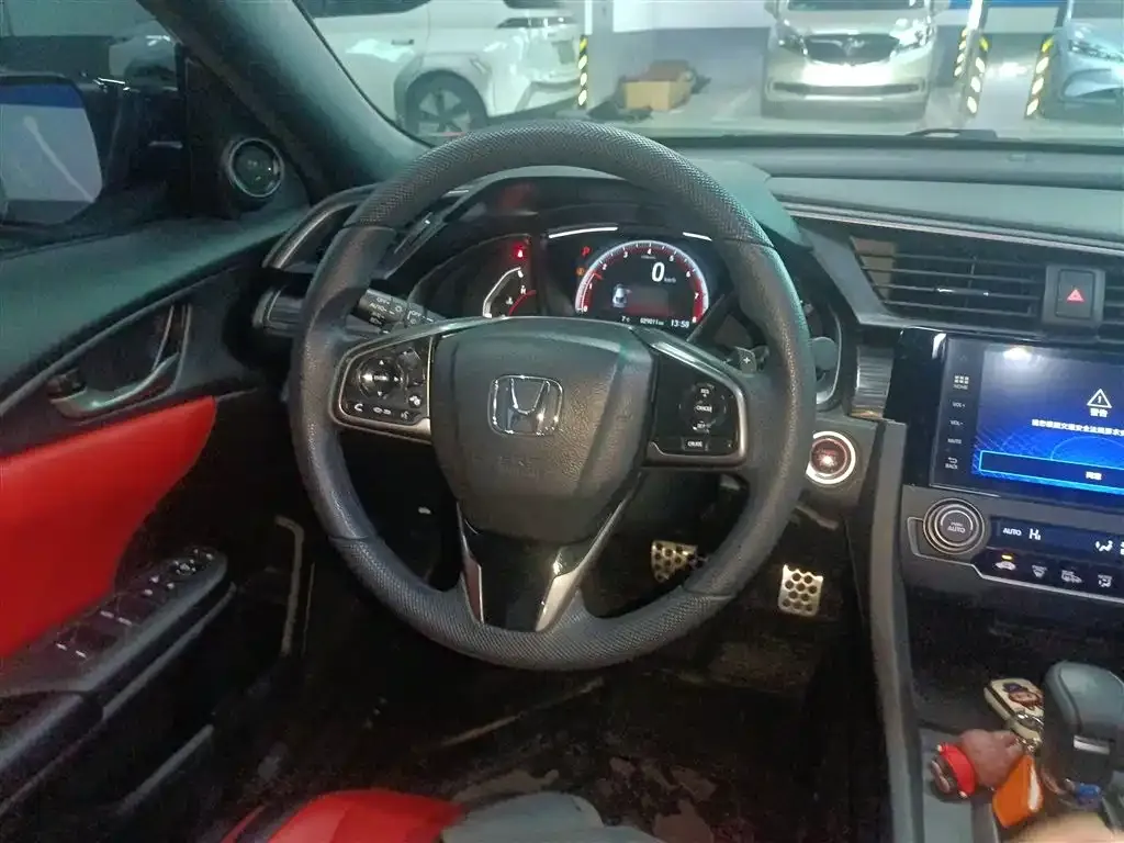 Honda Civic — фото 10