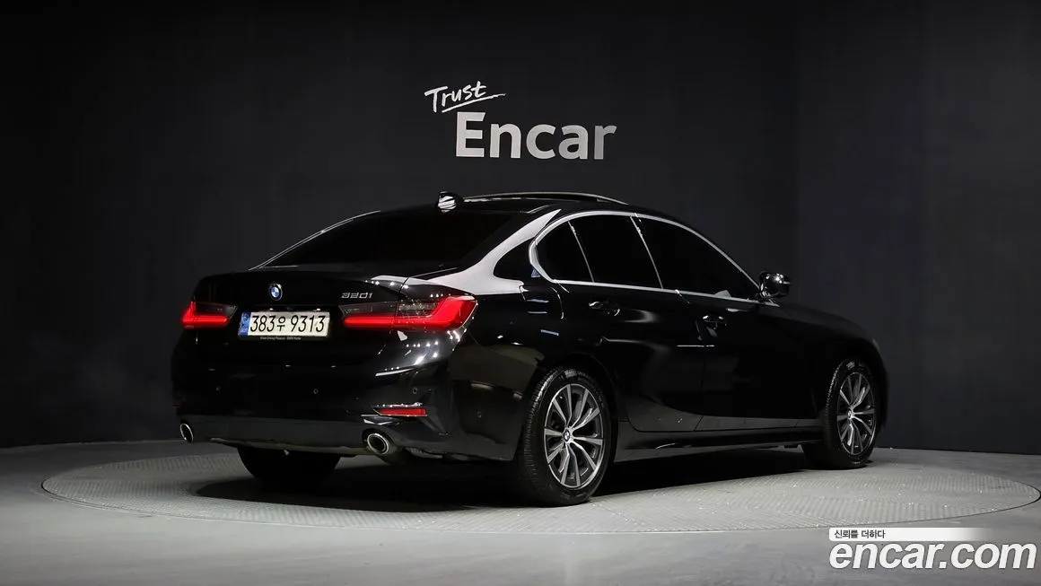 BMW 3-Series 2022 из KR, фото 6