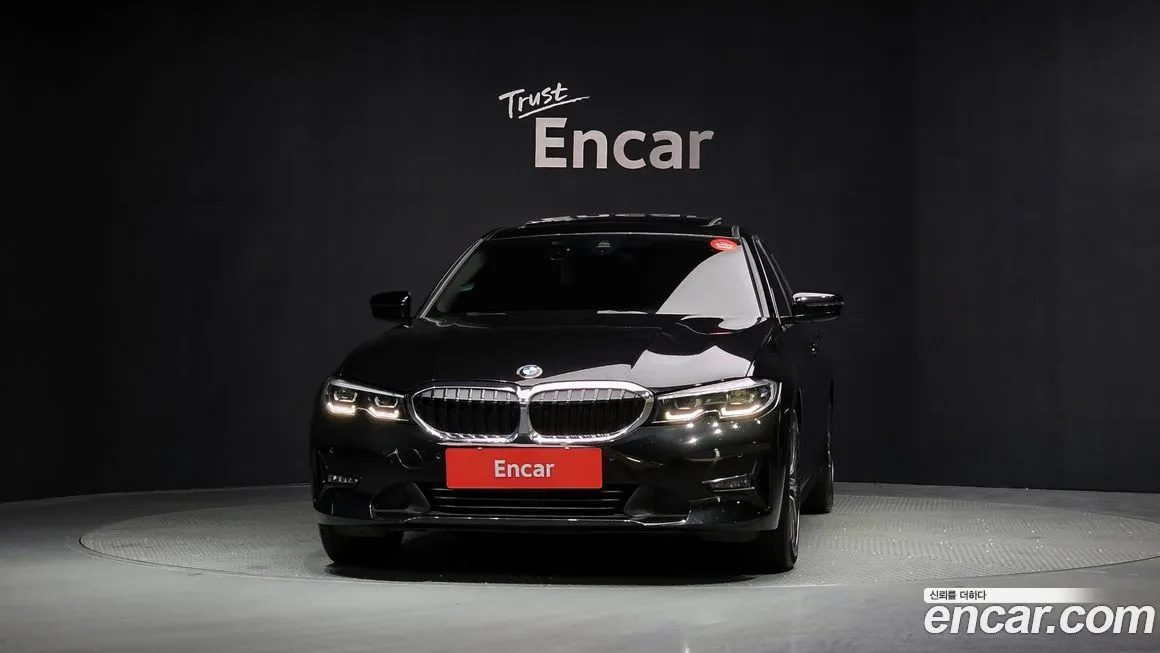 BMW 3-Series 2022 из KR, фото 2