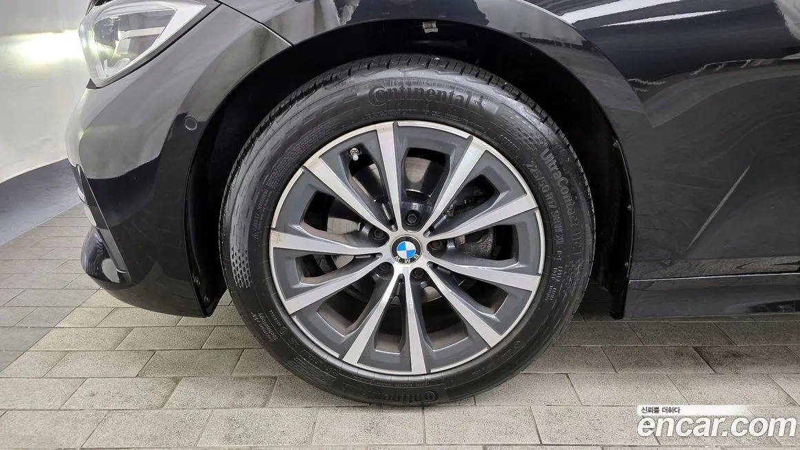 BMW 3-Series 2022 из KR, фото 9