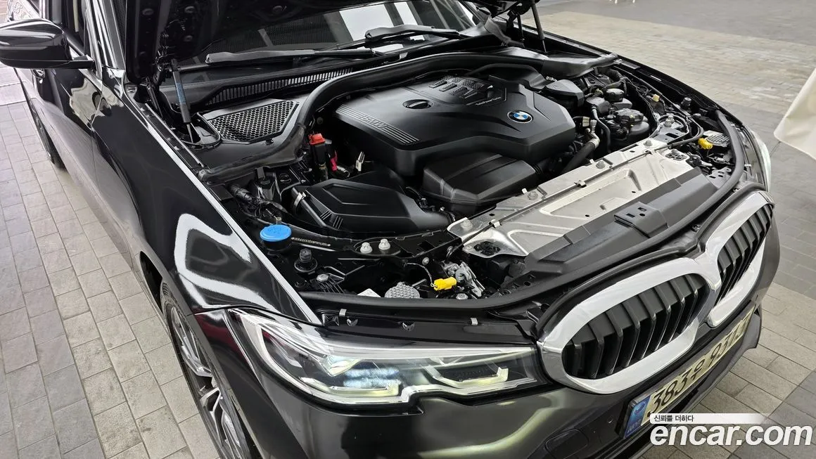 BMW 3-Series 2022 из KR, фото 10