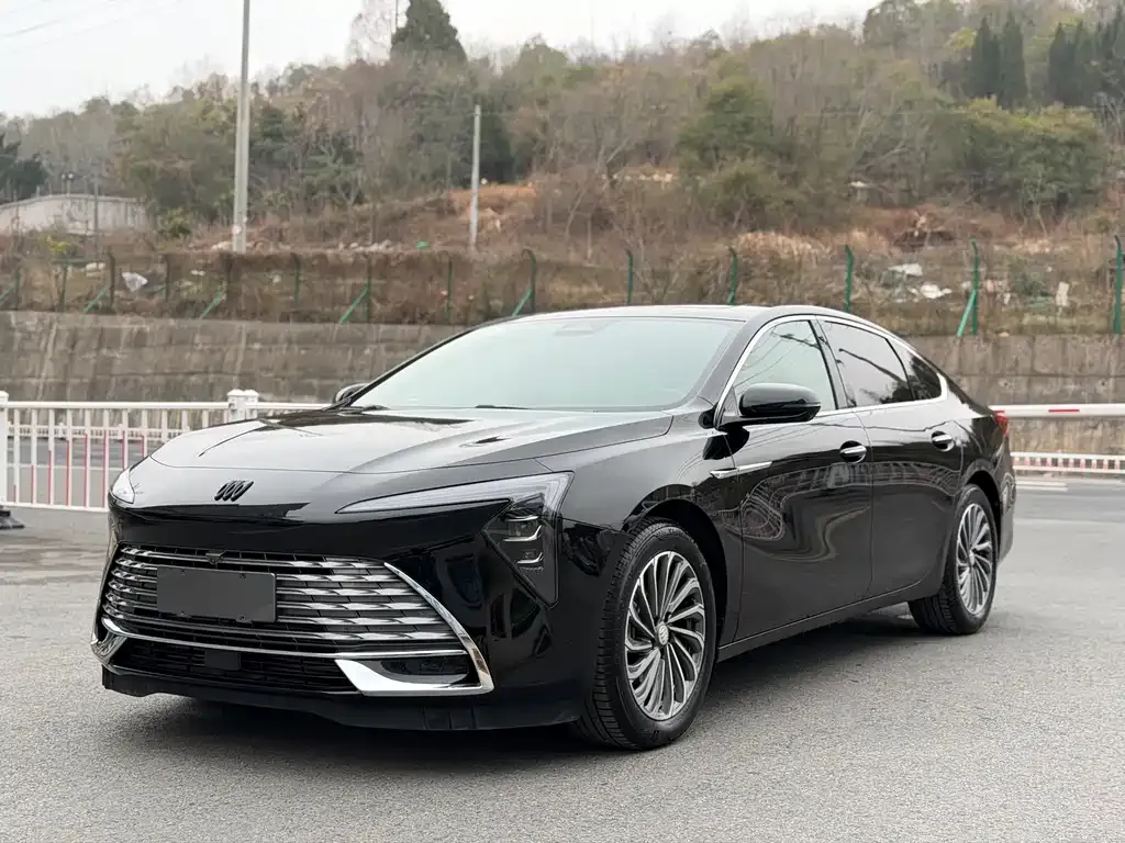 Buick LaCrosse 2023 из CN, фото 1