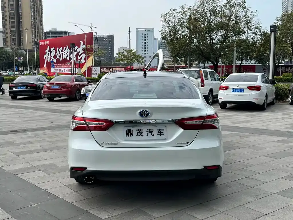 Toyota Camry 2023 из CN, фото 4