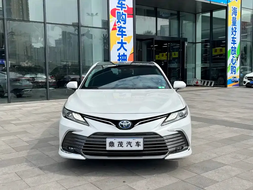 Toyota Camry 2023 из CN, фото 3