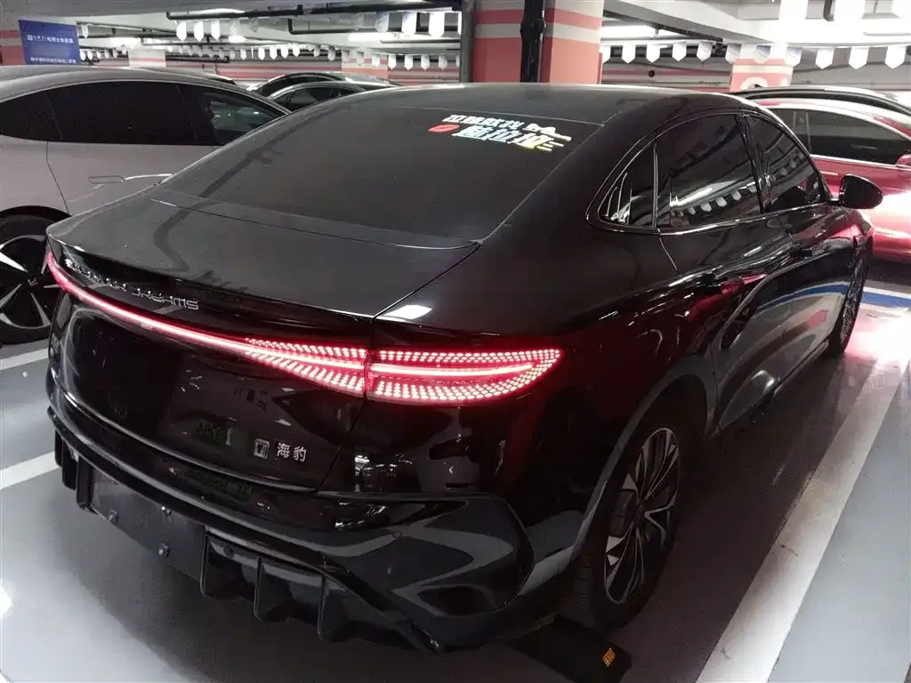 BYD Seal — фото 7