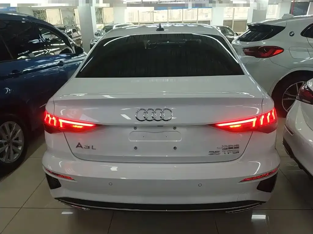 Audi A3 — фото 9
