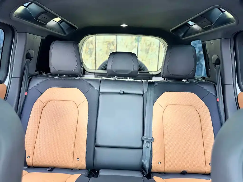 Land Rover Defender 2024 из CN, фото 7