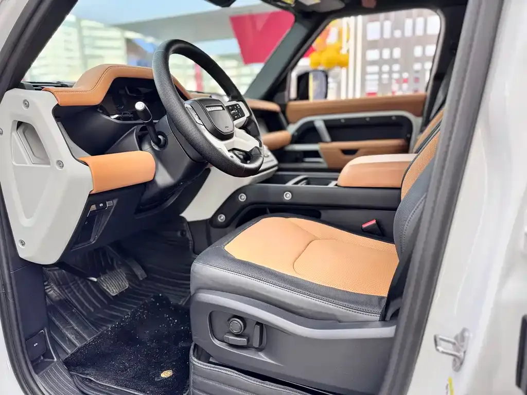 Land Rover Defender 2024 из CN, фото 3
