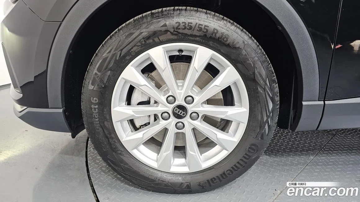 Audi Q3 2025 из KR, фото 9