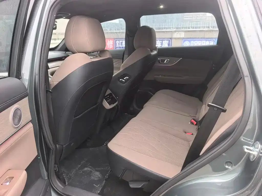 Chery Tiggo 8 PLUS — фото 8