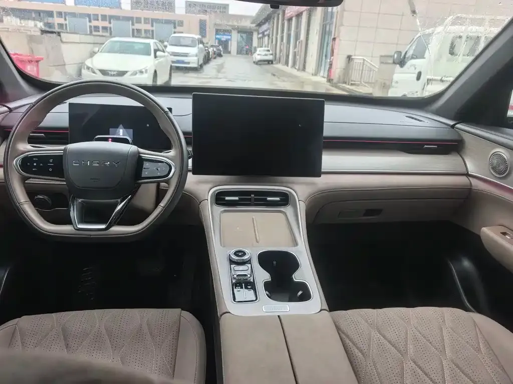 Chery Tiggo 8 PLUS — фото 10