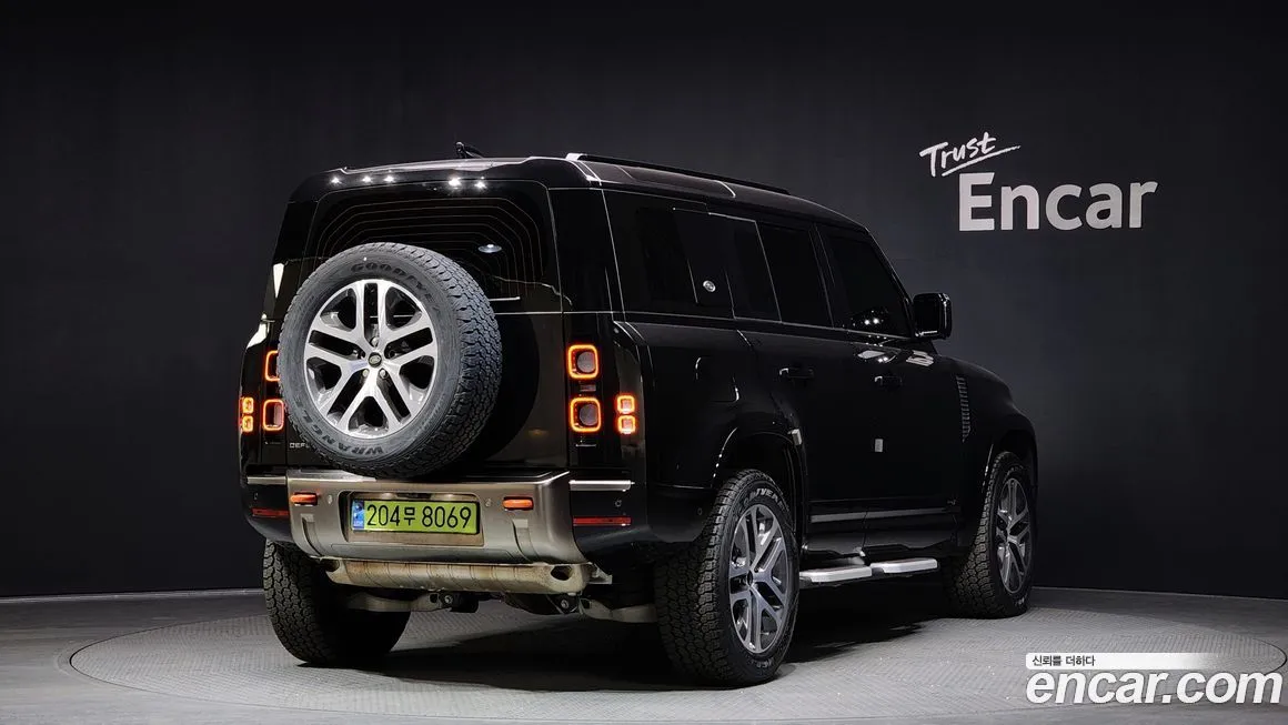 Land Rover Defender — фото 2