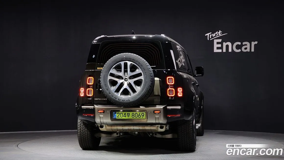 Land Rover Defender — фото 7