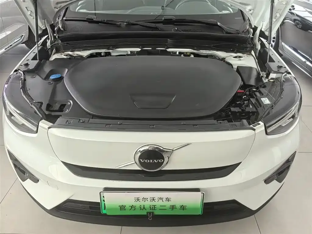 Volvo XC40 NEV 2023 из CN, фото 9