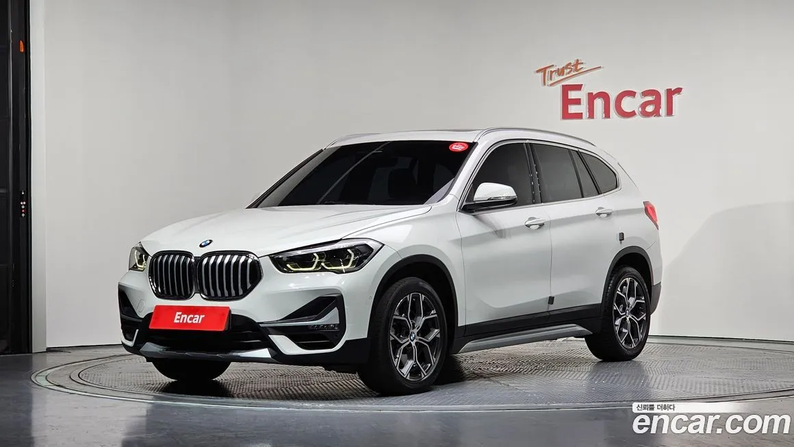 BMW X1 — фото 1