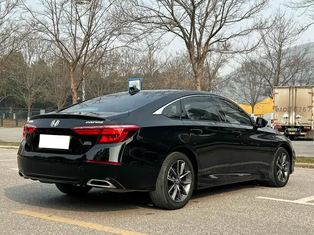 Honda Inspire — фото 10