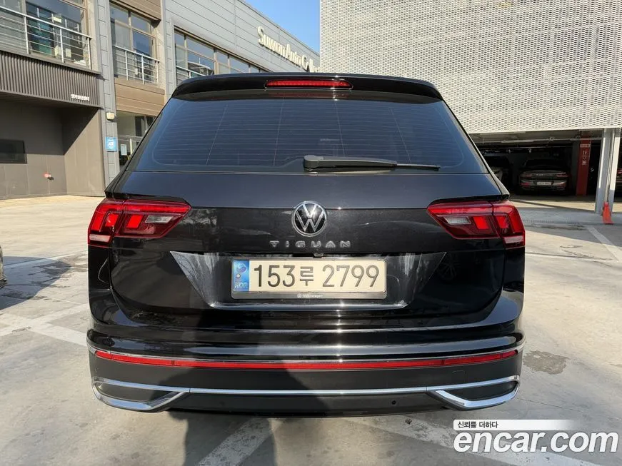 Volkswagen Tiguan — фото 4
