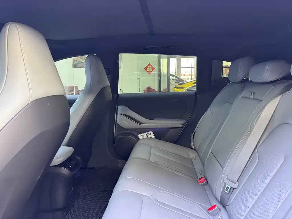 NIO ET5T 2024 из CN, фото 9