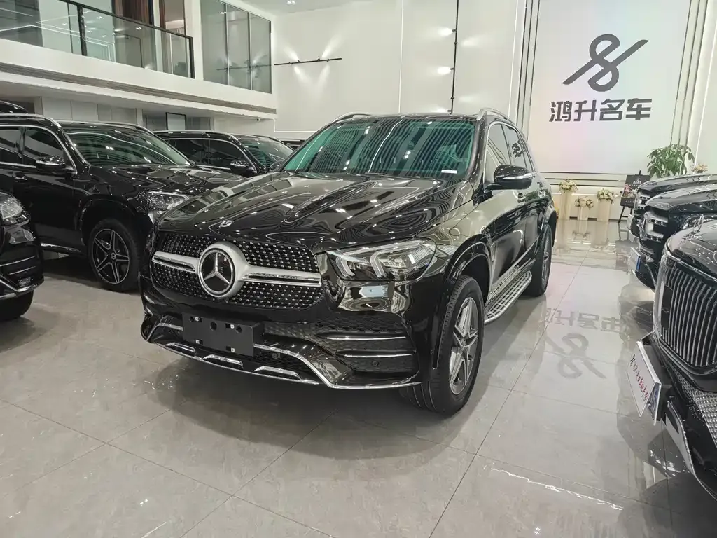 Mercedes-Benz GLE — фото 1