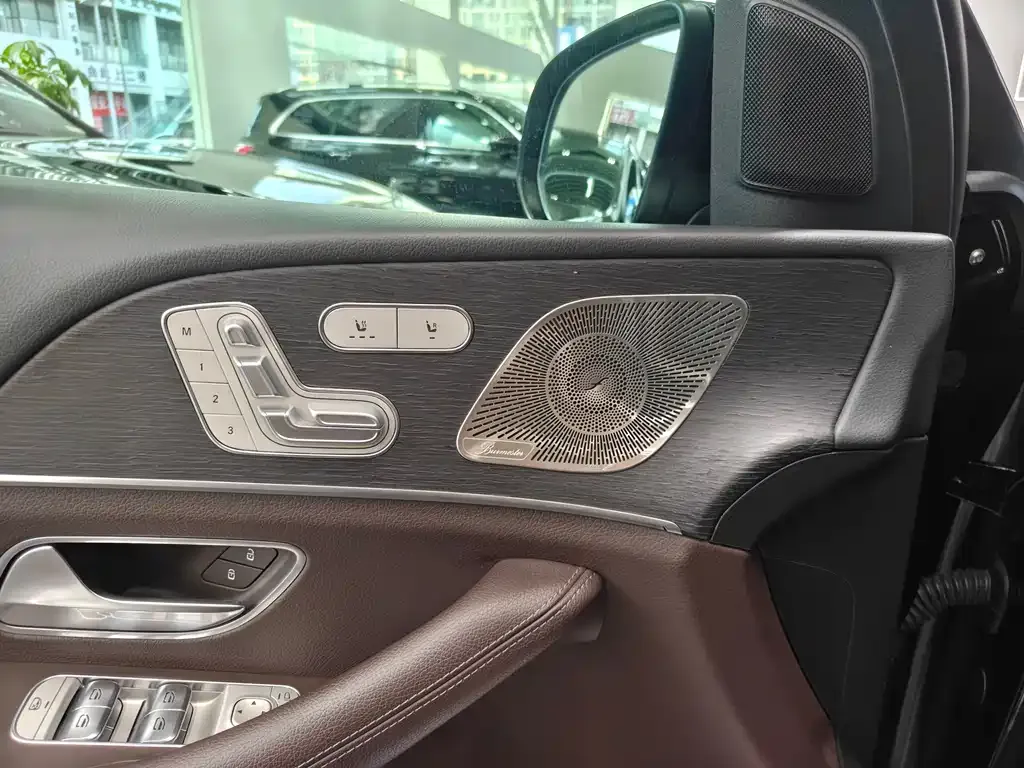 Mercedes-Benz GLE — фото 5